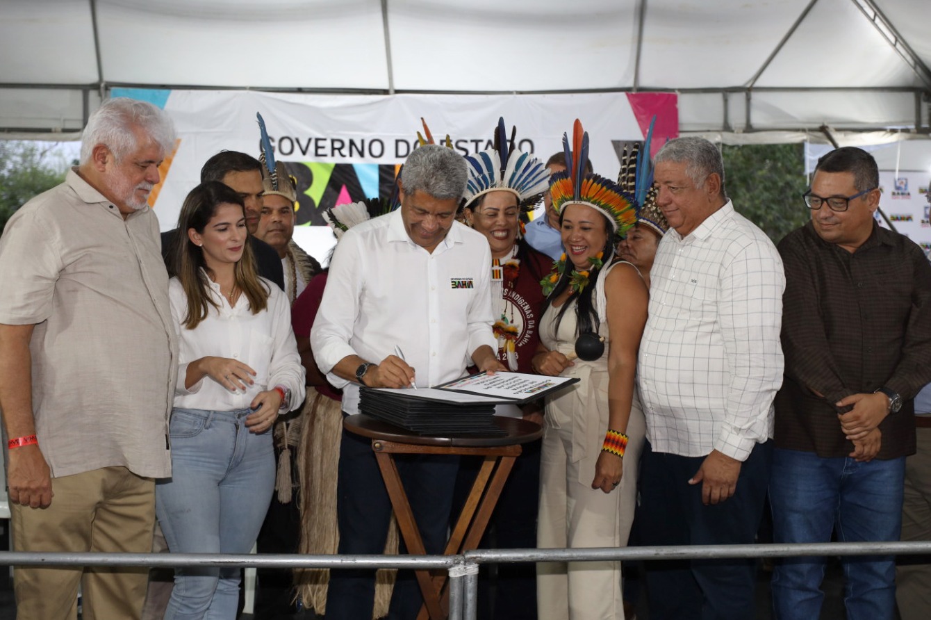 GOVERNO INAUGURA OBRAS DE INFRAESTRUTURA E SEGURANÇA EM PAULO AFONSO E