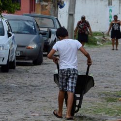 GOVERNO BOLSONARO REDUZ 95% DO ORÃ‡AMENTO PARA COMBATE DO TRABALHO INFANTIL