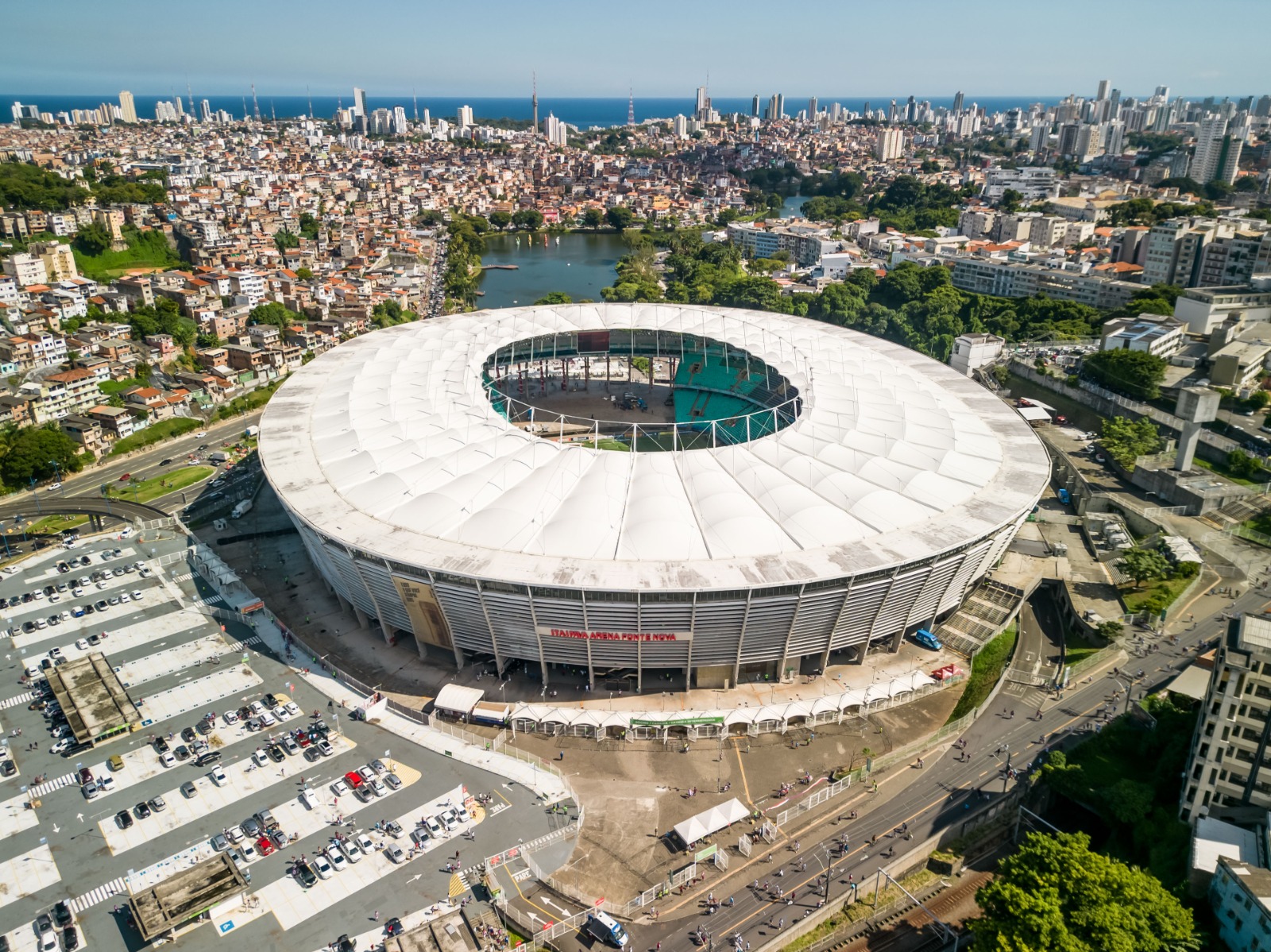 Com 62 mil pessoas, evento religioso tem maior público registrado na Fonte  Nova em dez anos