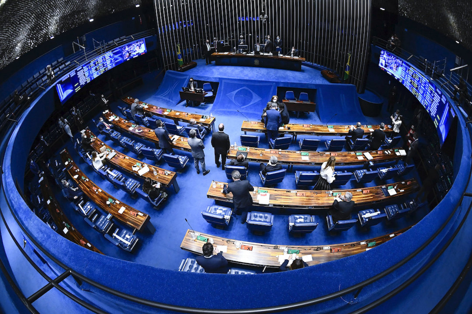 Senado brasileiro aprova projeto que taxa apostas esportivas e