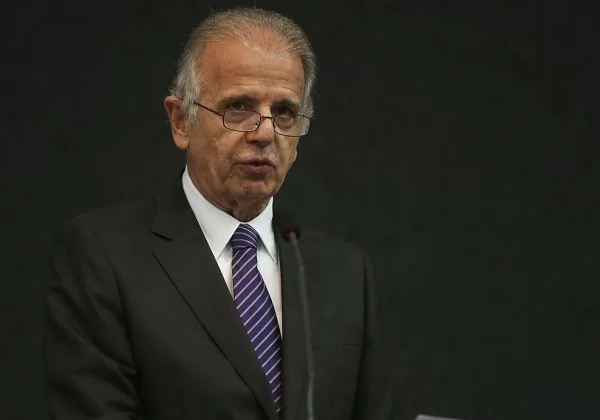 Em hipótese nenhuma, diz Múcio sobre Venezuela usar Brasil para invadir  Guiana