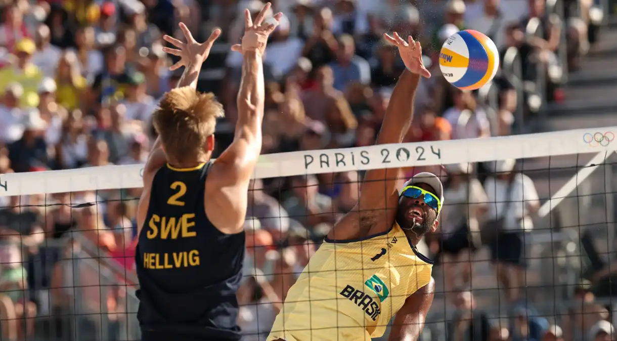 OLIMPÍADAS EVANDRO E ARTHUR SÃO ELIMINADOS NO VÔLEI DE PRAIA Bahia