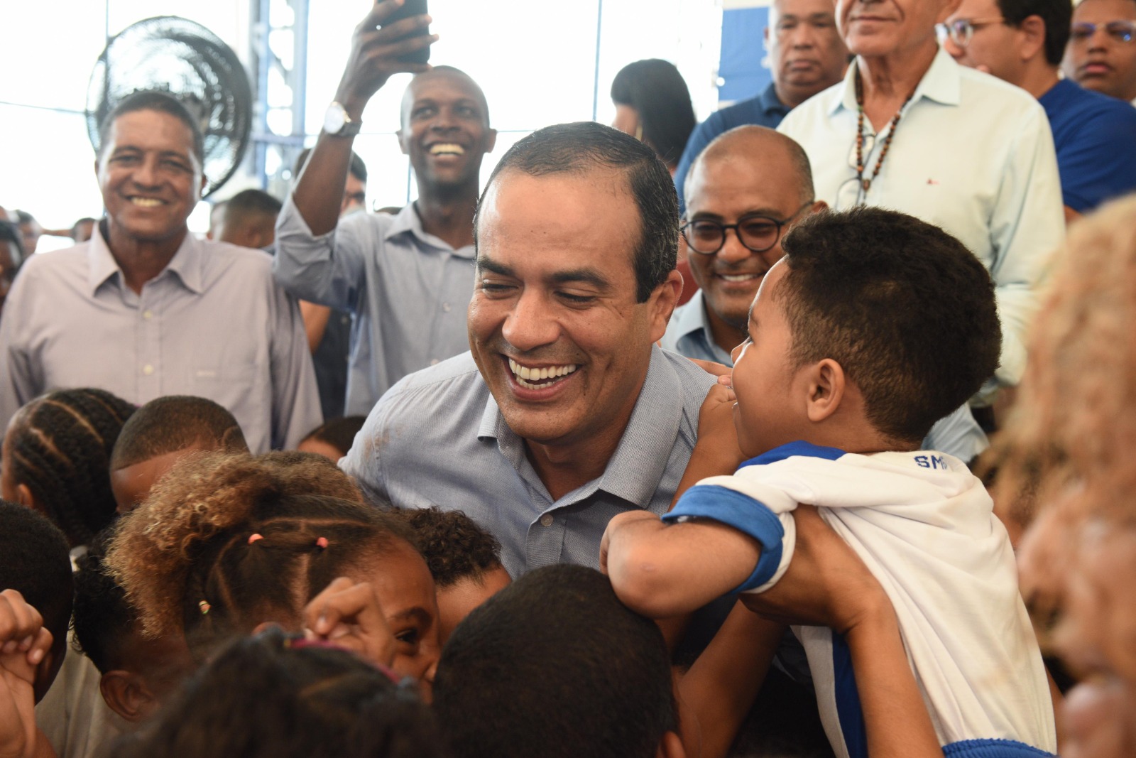 ESCOLA MUNICIPAL NA CIDADE BAIXA AMPLIA CAPACIDADE DE ALUNOS E GANHA SALAS CLIMATIZADAS E QUADRA POLIESPORTIVA